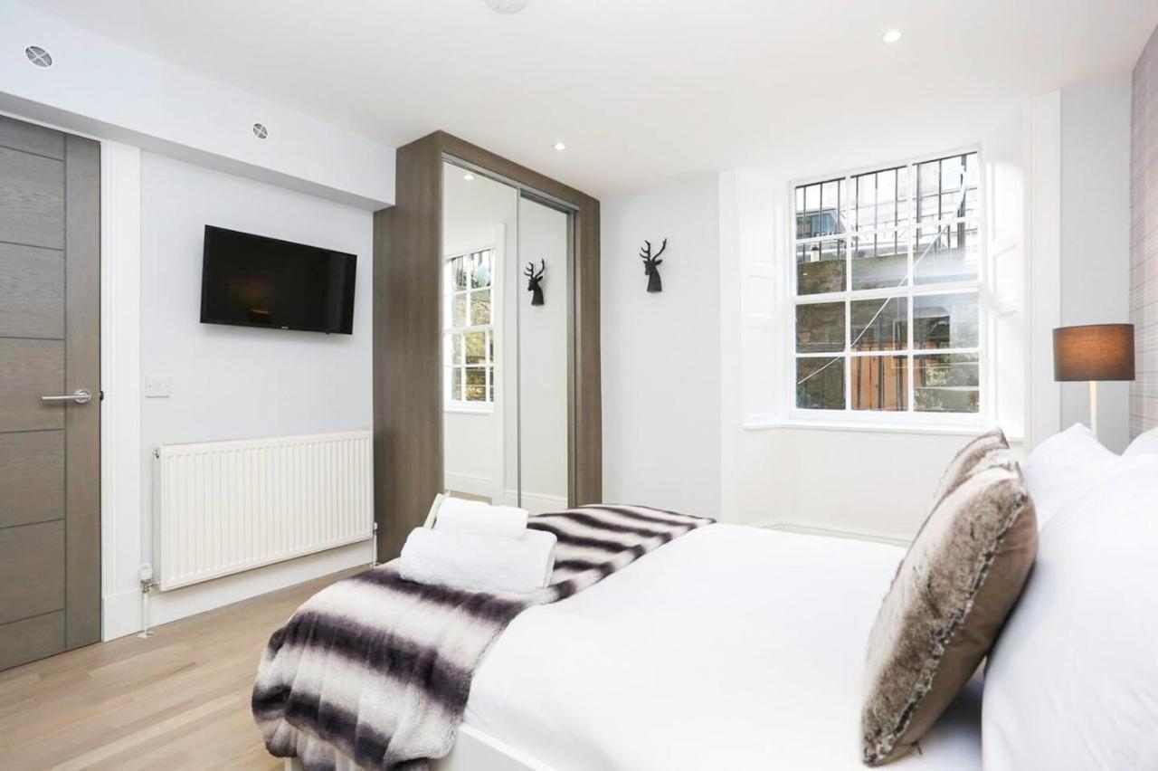 Ultra Modern, Stylish Apartment Next To Princes St EDI Buitenkant foto